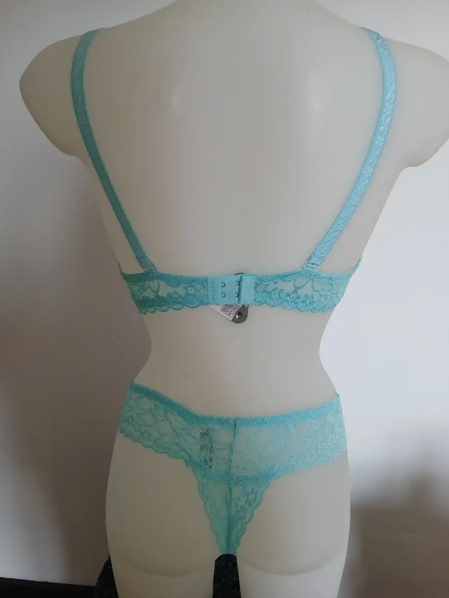 ENSEMBLE DE LINGERIE
