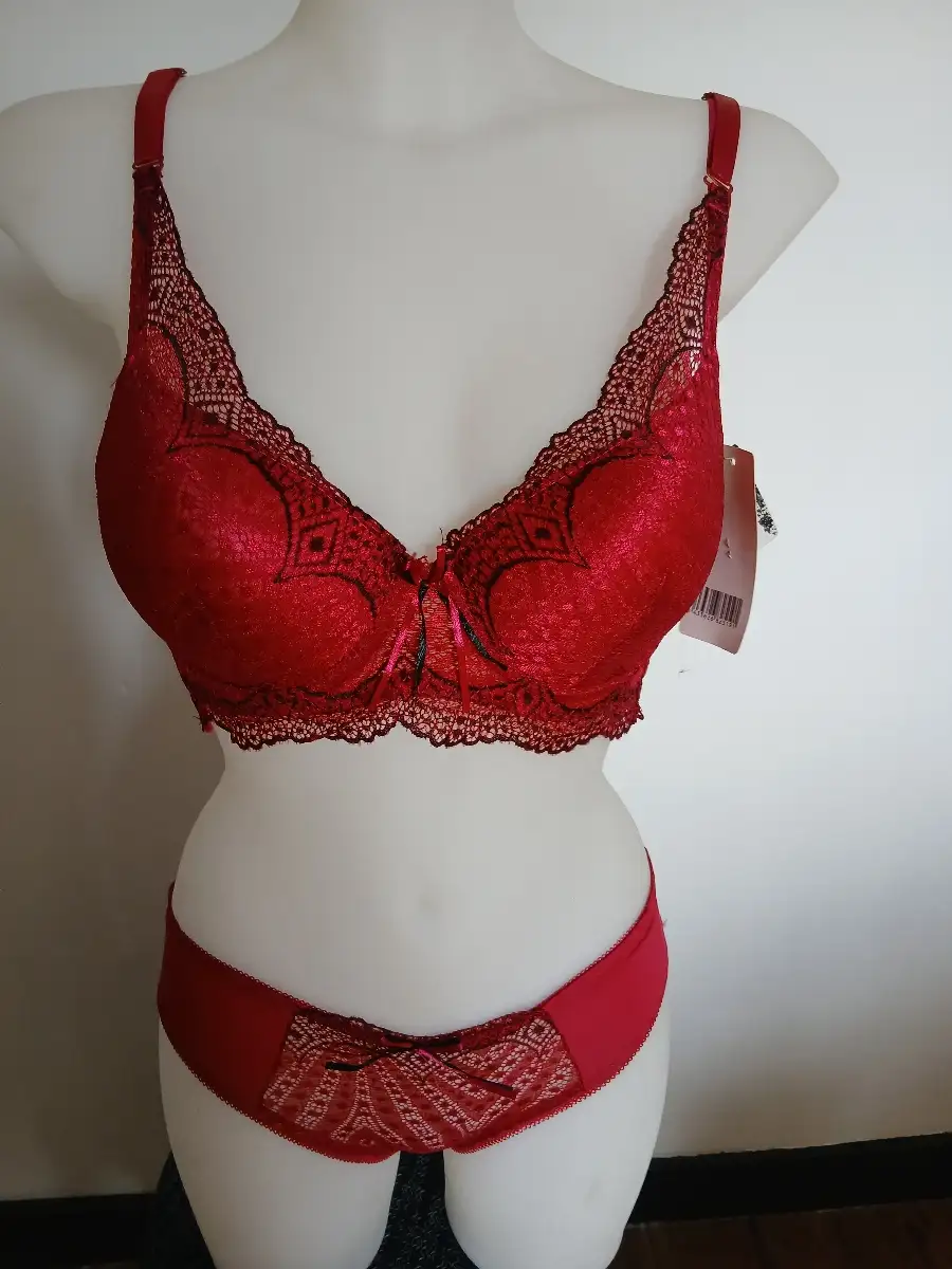ENSEMBLE DE LINGERIE