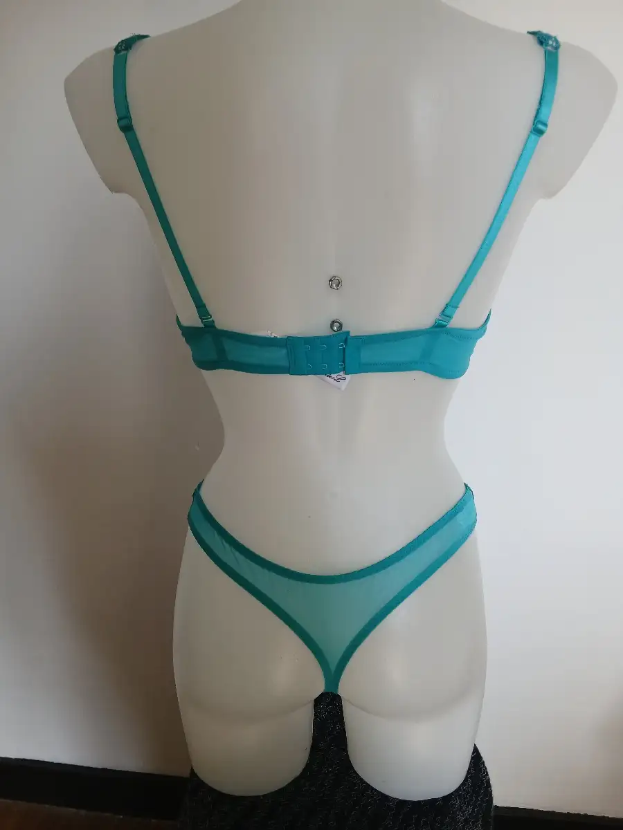 ENSEMBLE DE LINGERIE