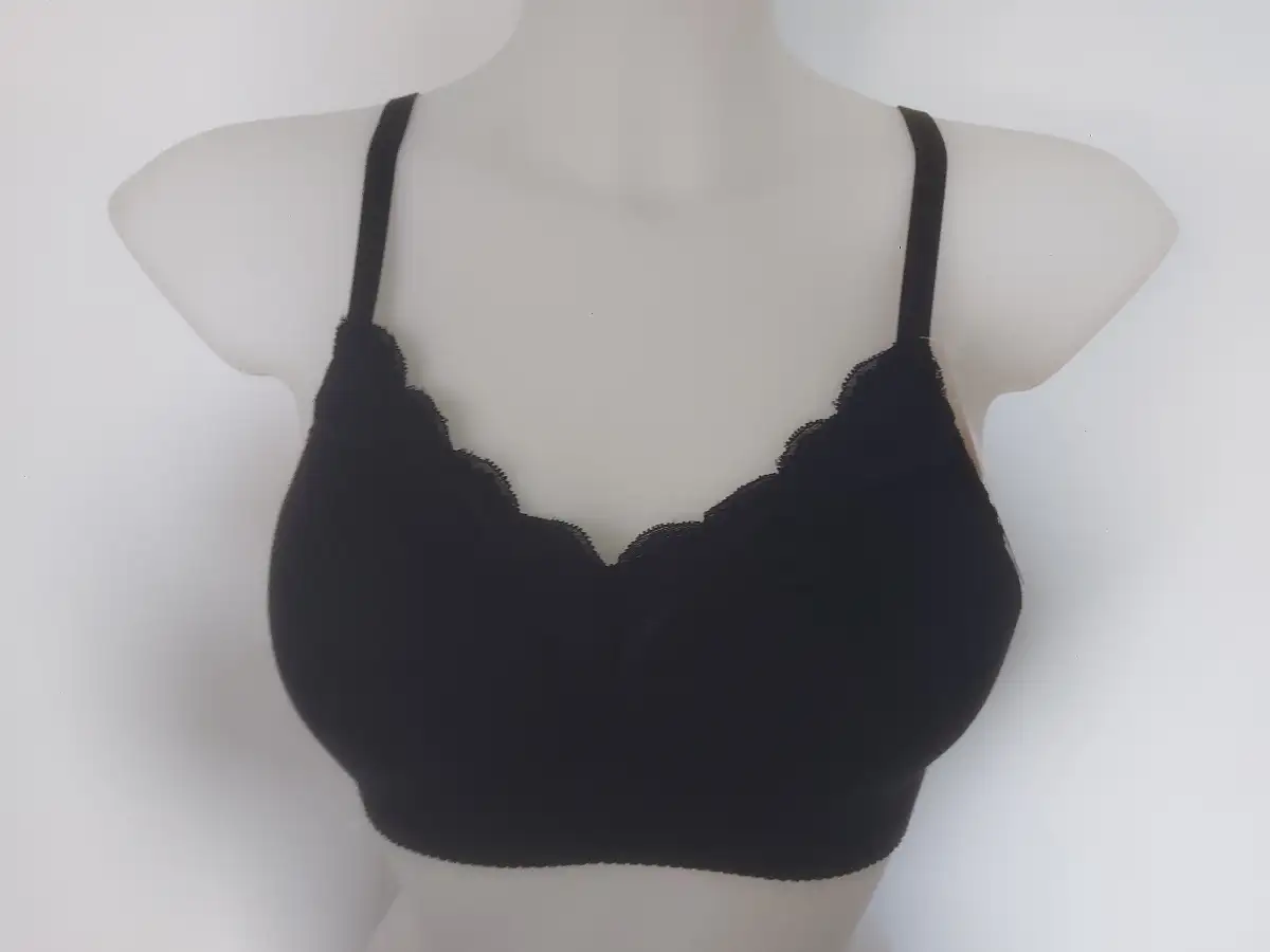 BRASSIERE