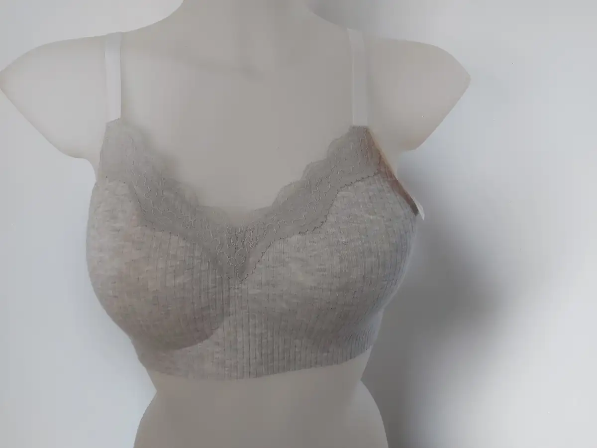 BRASSIERE